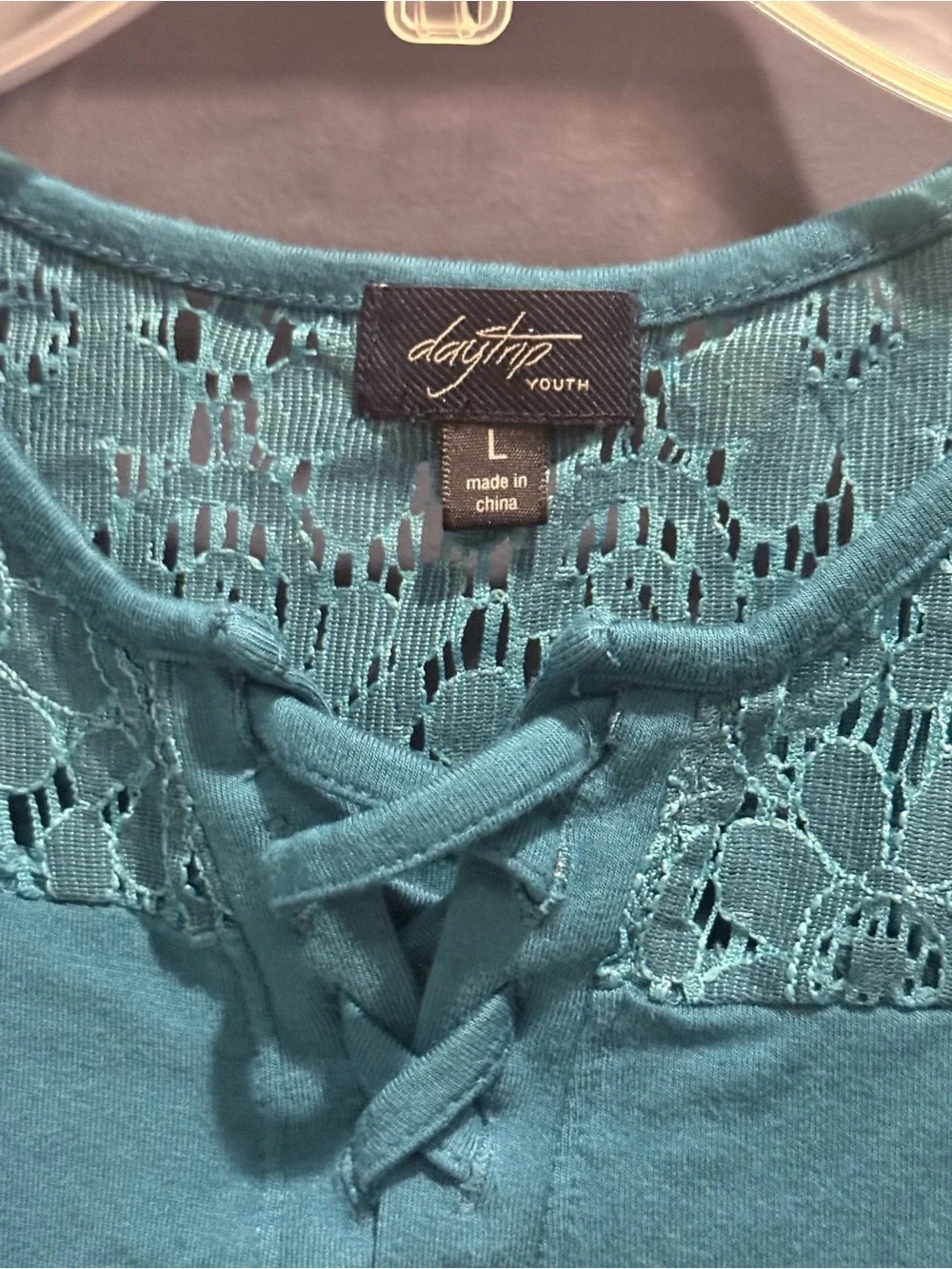 Daytrip Teal Lace Yoke Sleeveless Tank with Front Tie Youth Size L